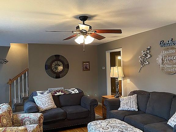 2nd image of 5027 Curtis Way