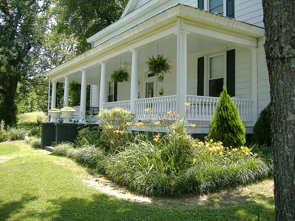 1st image of 540 Eddies Ln