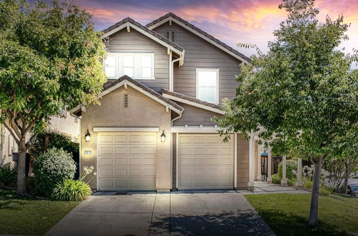 2672 Flintlock Ln photo 1