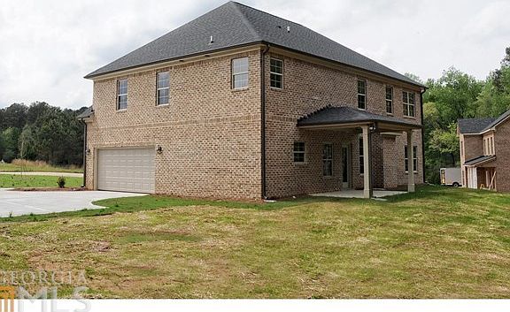 2nd image of 216 Burnham Ct