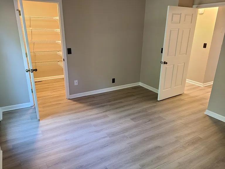 100 Villa View Ct — Photo 22
