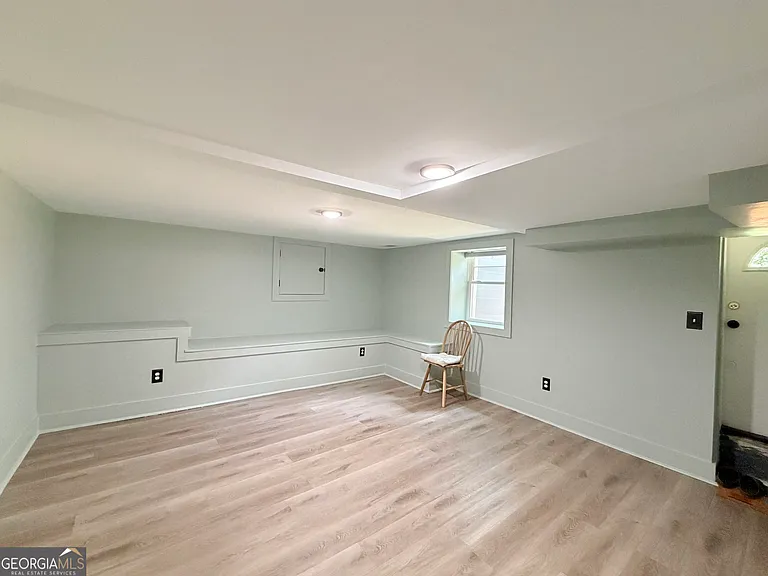 1311 Douglas St SW — Photo 21