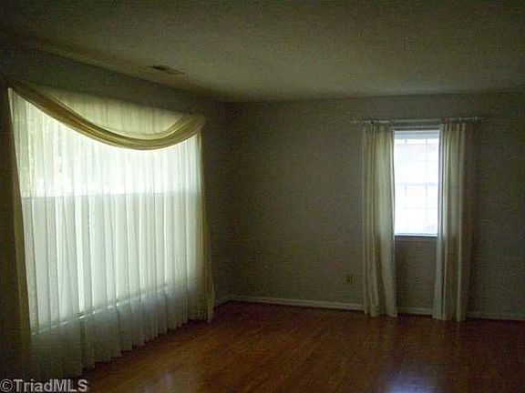 4th image of 3421 Whitehurst Rd