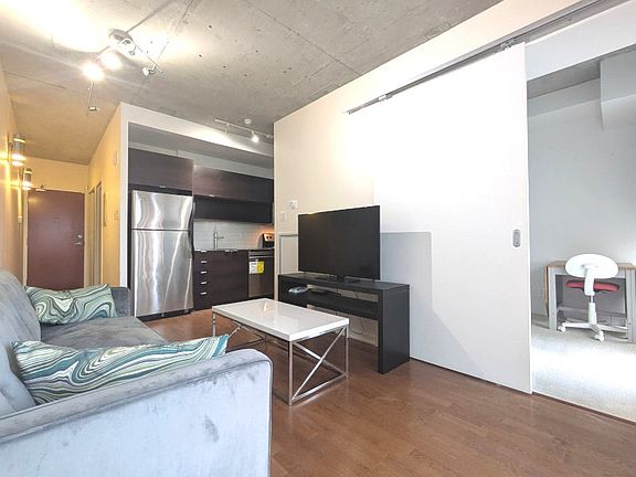 2nd image of 324 Laurier Ave W #1201