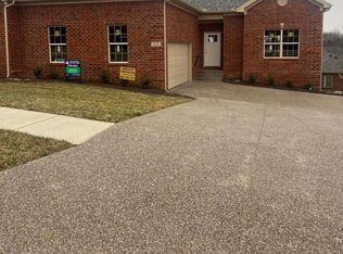 1119 Leawood Dr, Frankfort, KY