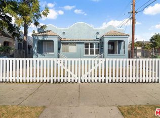 1015 W 57th St, Los Angeles, CA 90037