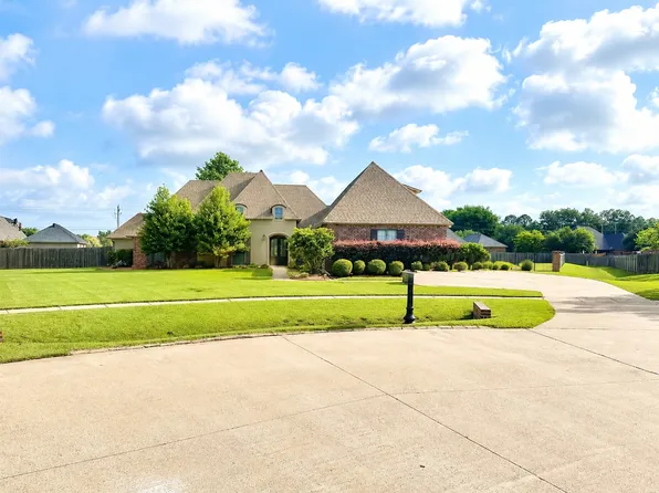 605 Fall Winds Cir, Bossier City, LA 71111