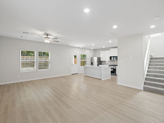 4th image of 7942 Alset Dr