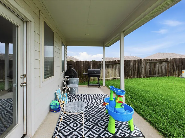 4110 Magliana Ln — Photo 13
