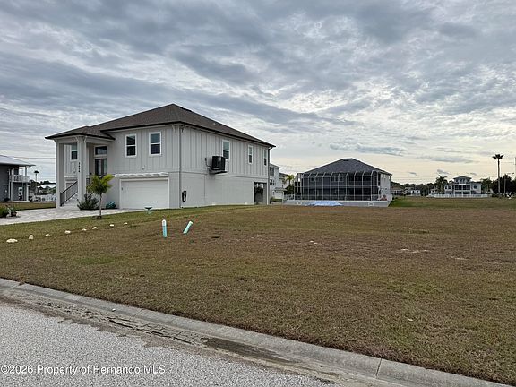 4th image of 3415 Sheephead Dr