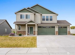 711 8th Ave NE, Ephrata, WA 98823