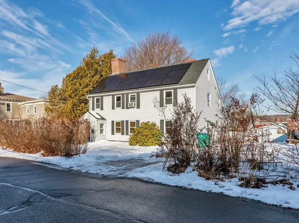 16 Thomas St, Fitchburg, MA 01420