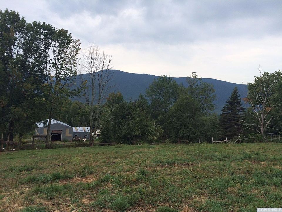 2nd image of 421 Ford Hill Rd
