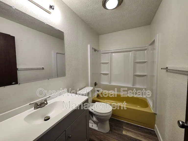 821 E 12th Ave #5 — Photo 6