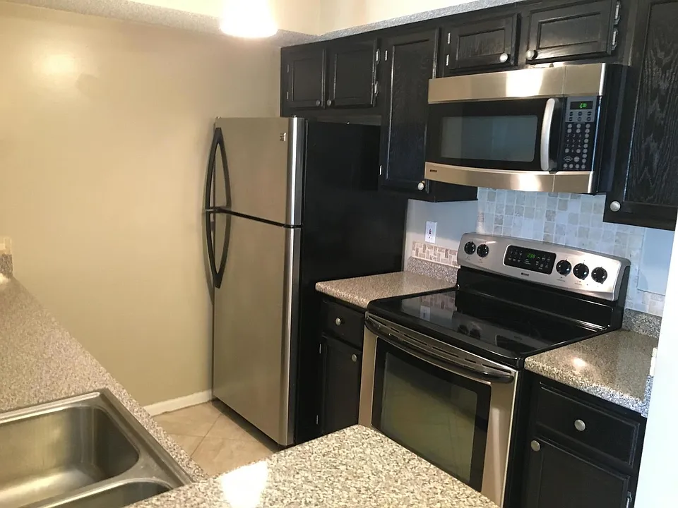 4100 Dancing Cloud Ct #288