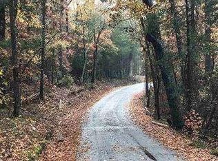 1 Harbor Point #1, Hartwell, GA 30643