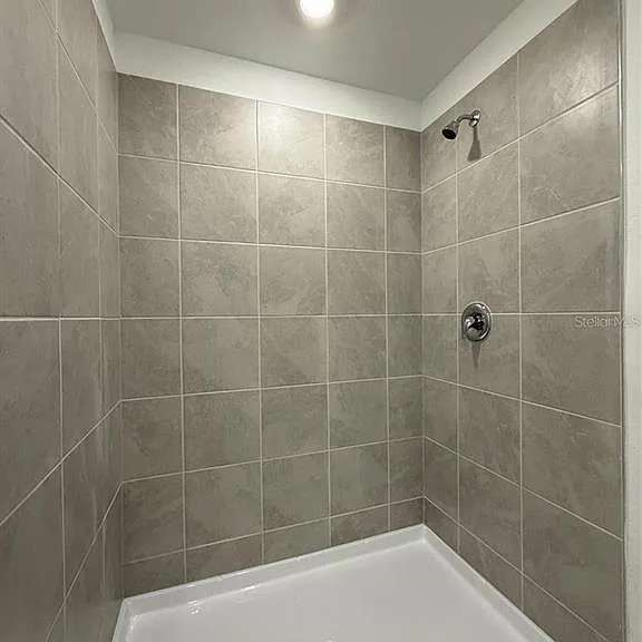 11795 Cloverly Ln — Photo 22