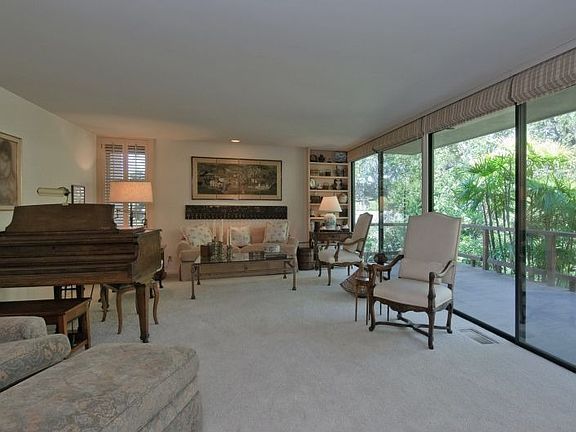 4th image of 603 Arbor St