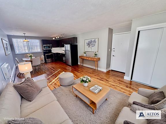 4th image of 1258 N Marion St APT 302