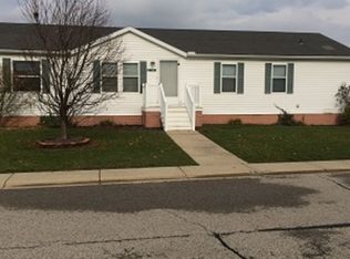 932 Trey Rdg, Monroe, MI 48161