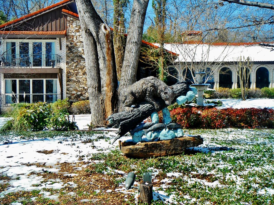 1st image of 3605 W Lawther Dr
