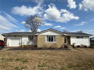 2808 Meadowbrook Dr, Point Pleasant, WV 25550