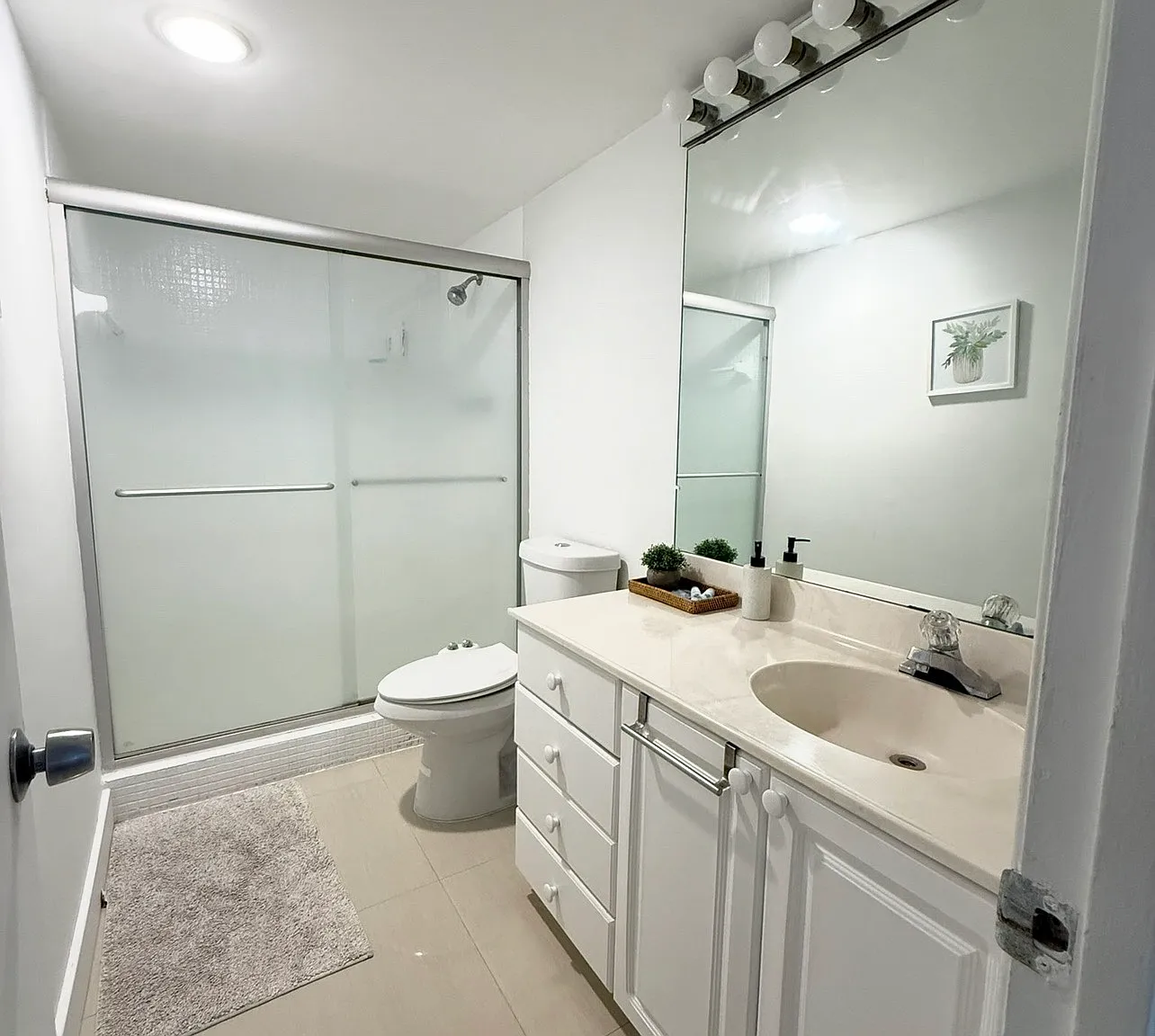 2 bed, 1549 sqft, $6,900 — Photo 1
