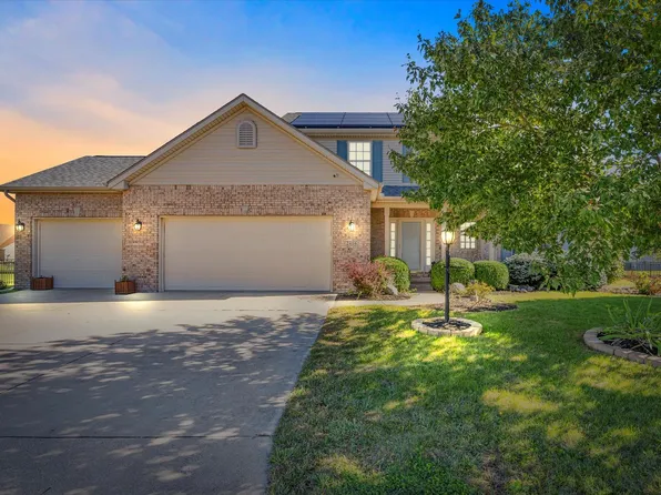 2406 Stricker Ln, Urbana, IL 61802