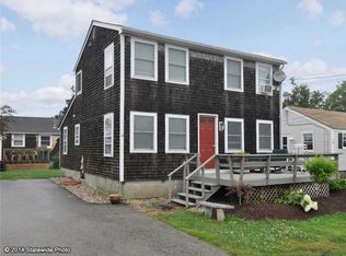 14 Oak Ave, Narragansett, RI 02882