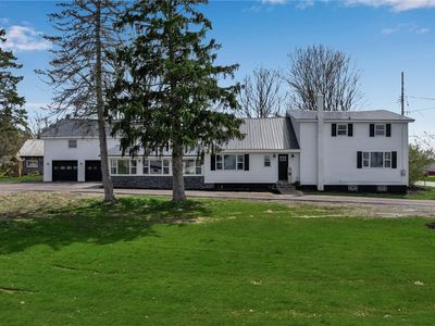 8275 Feddick Rd, Hamburg, NY, 14075