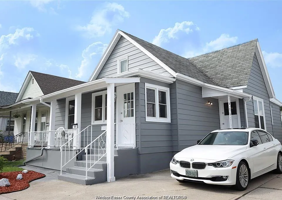 935 Langlois Ave #LOWER