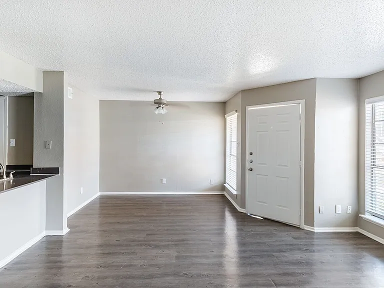 Athena Apartments — Photo 26
