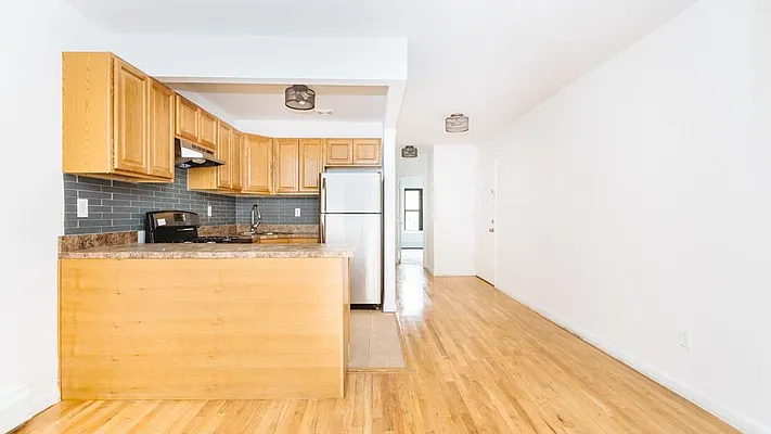 Rented by Nooklyn NYC LLC | media 6