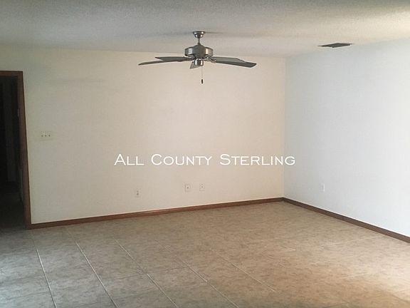 3rd image of 228 Colombo Dr