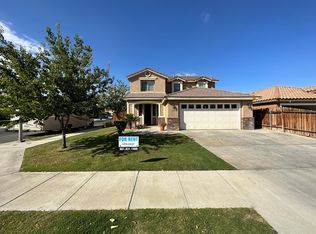 6630 Rimridge Way, Bakersfield, CA 93313