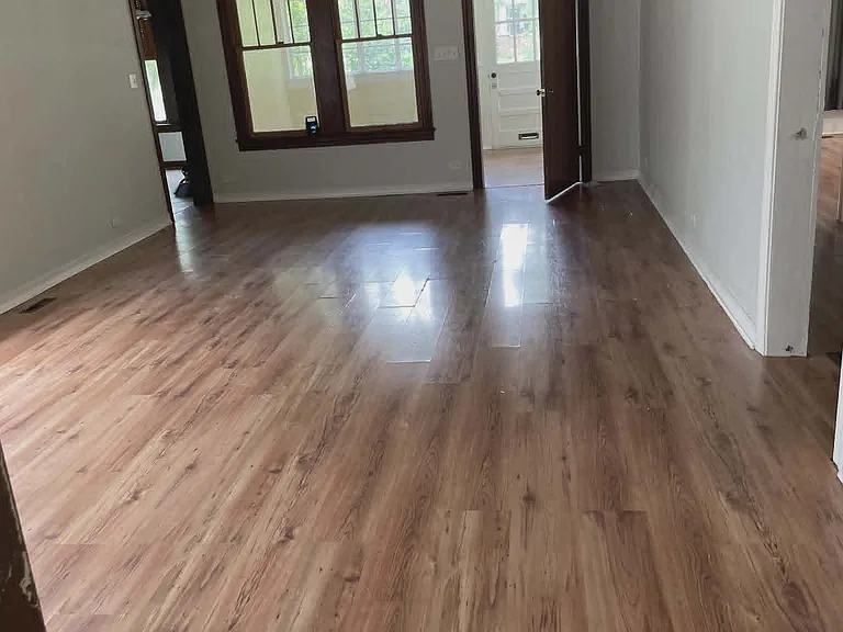 219 W 7th St — Photo 16