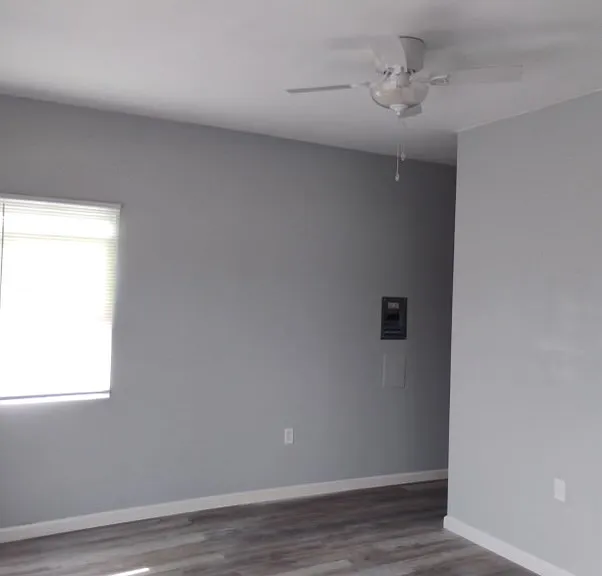927 Magnolia Ave #3 — Photo 4