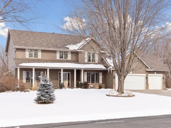 890 Barbara Ct, Mendota Heights, MN 55118