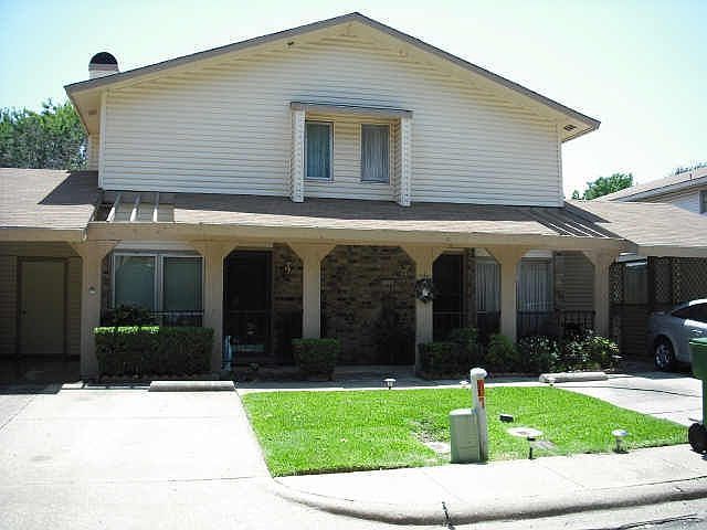 1st image of 712 Arrowhead Cir