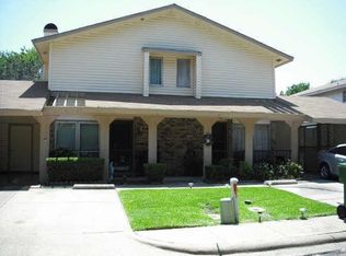 712 Arrowhead Cir, Garland, TX 75043