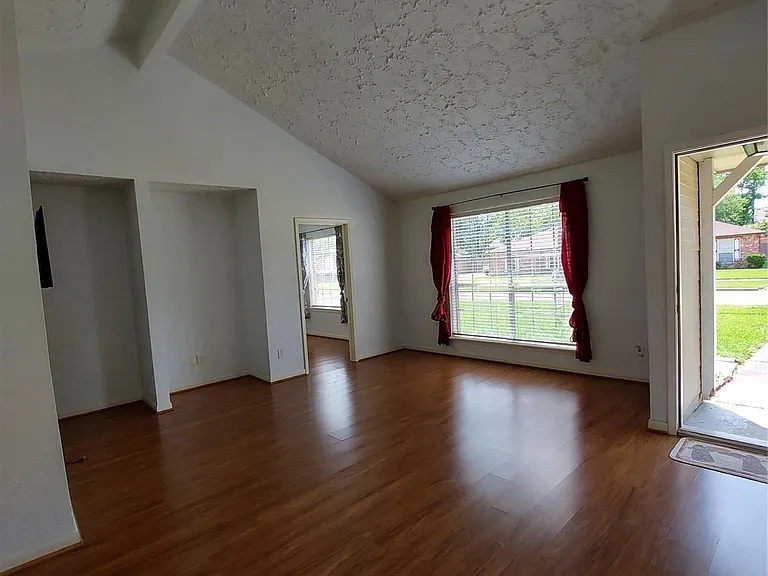 3807 Quiet Place Dr — Photo 5