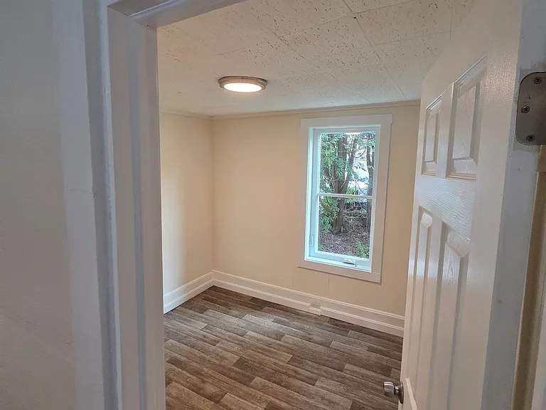 398 Weaver St #1 — Photo 8