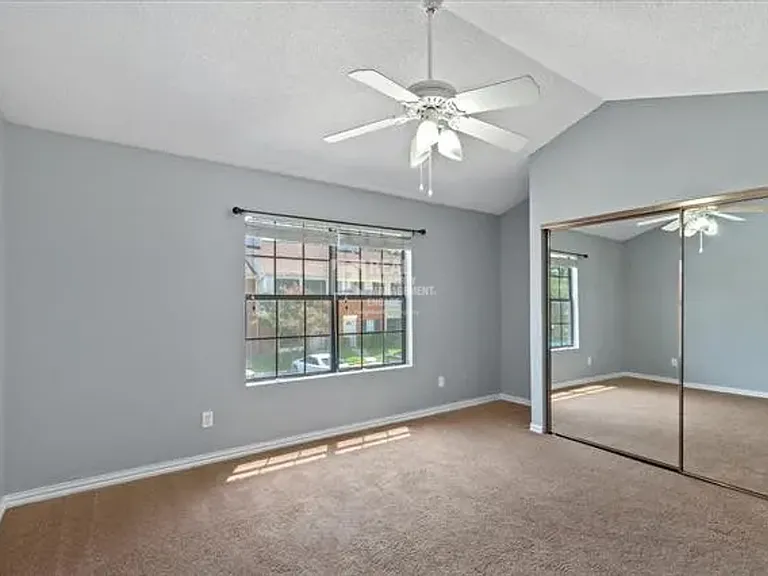 234 Samuel Blvd #P-1 — Photo 17