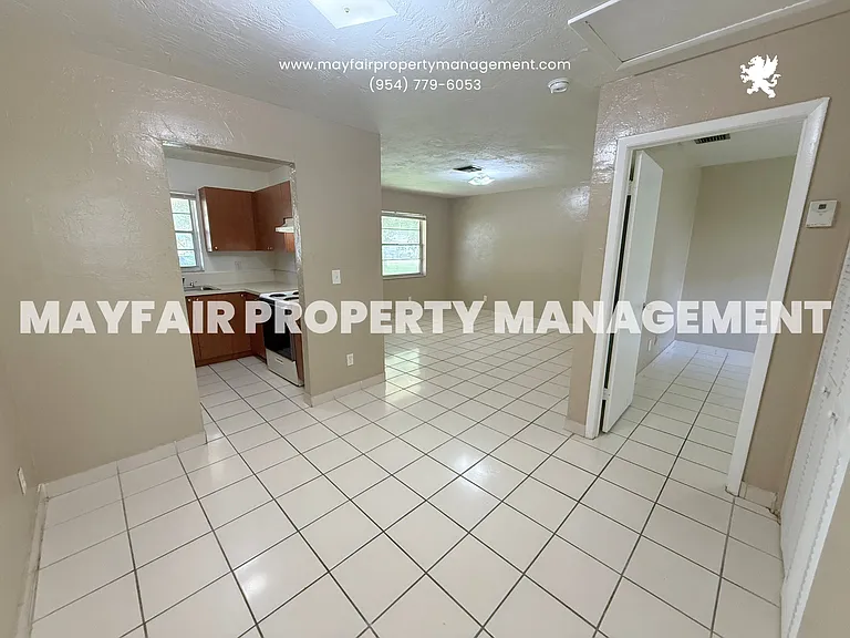 6043 Garfield St — Photo 2