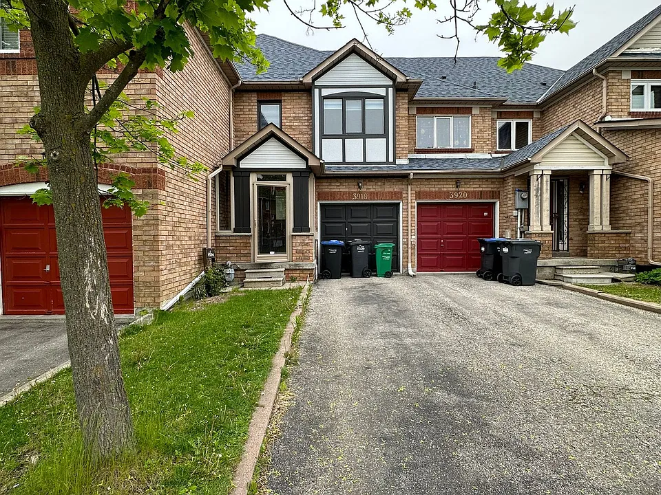 3918 Zenith Ct