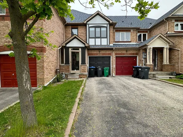 3918 Zenith Ct, Mississauga, ON L5N 7H7