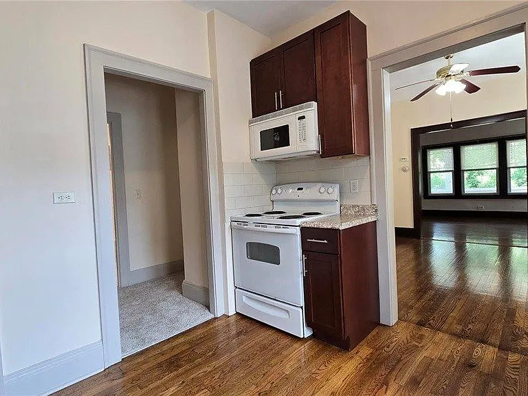 2126 Richland Ave — Photo 11