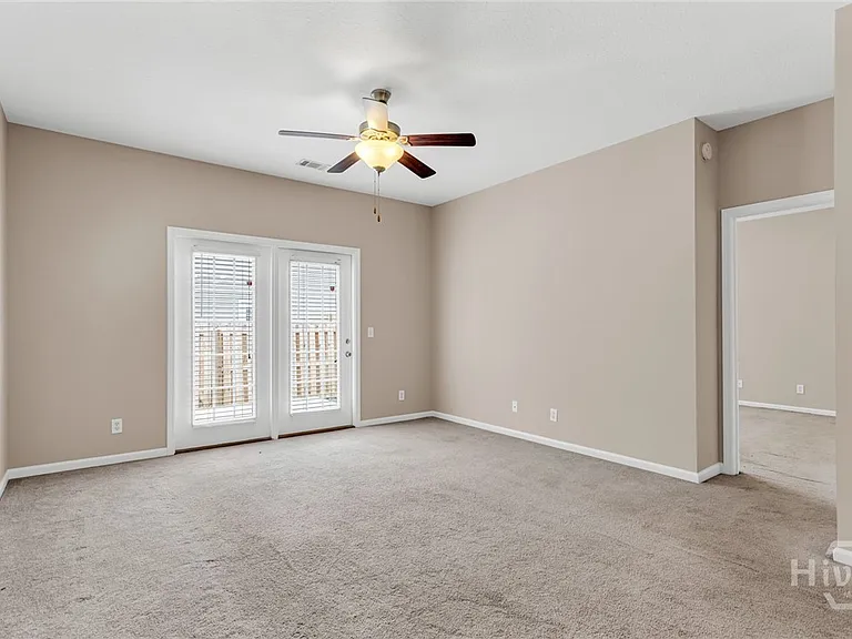 13 Cypress Ln — Photo 7