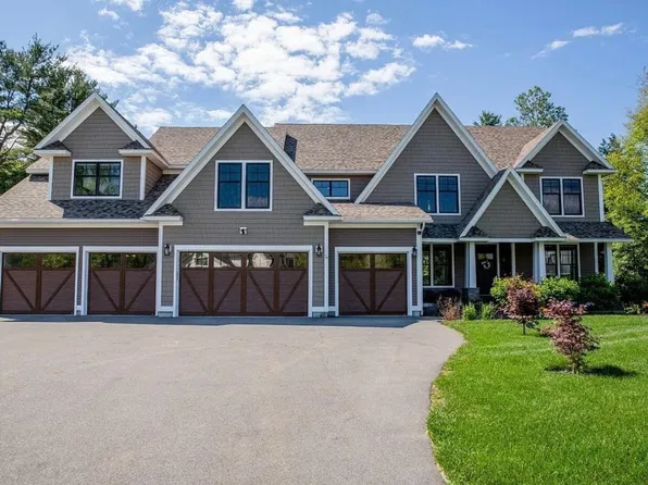 76 Kristen Drive, Colchester, VT 05446