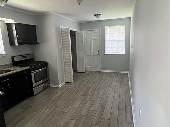 3rd image of 308-310-10 Cherry St